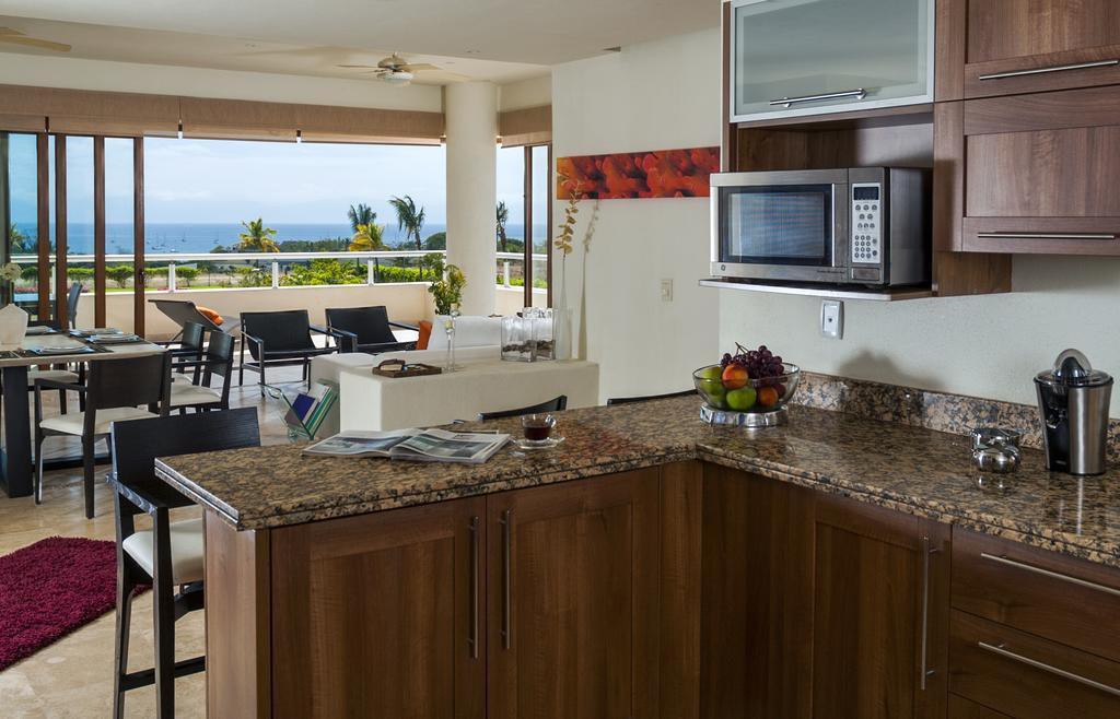 B Nayar Family Luxury Suites & Villas Residences La Cruz de Huanacaxtle Rom bilde