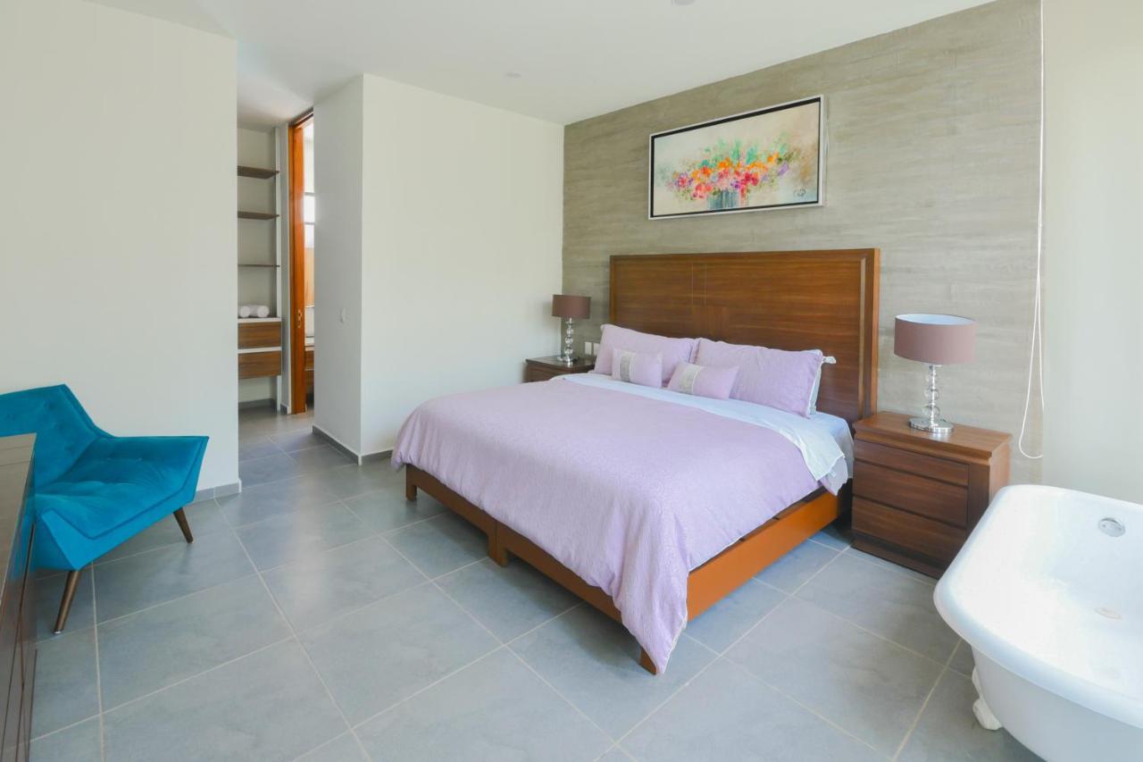 B Nayar Family Luxury Suites & Villas Residences La Cruz de Huanacaxtle Eksteriør bilde