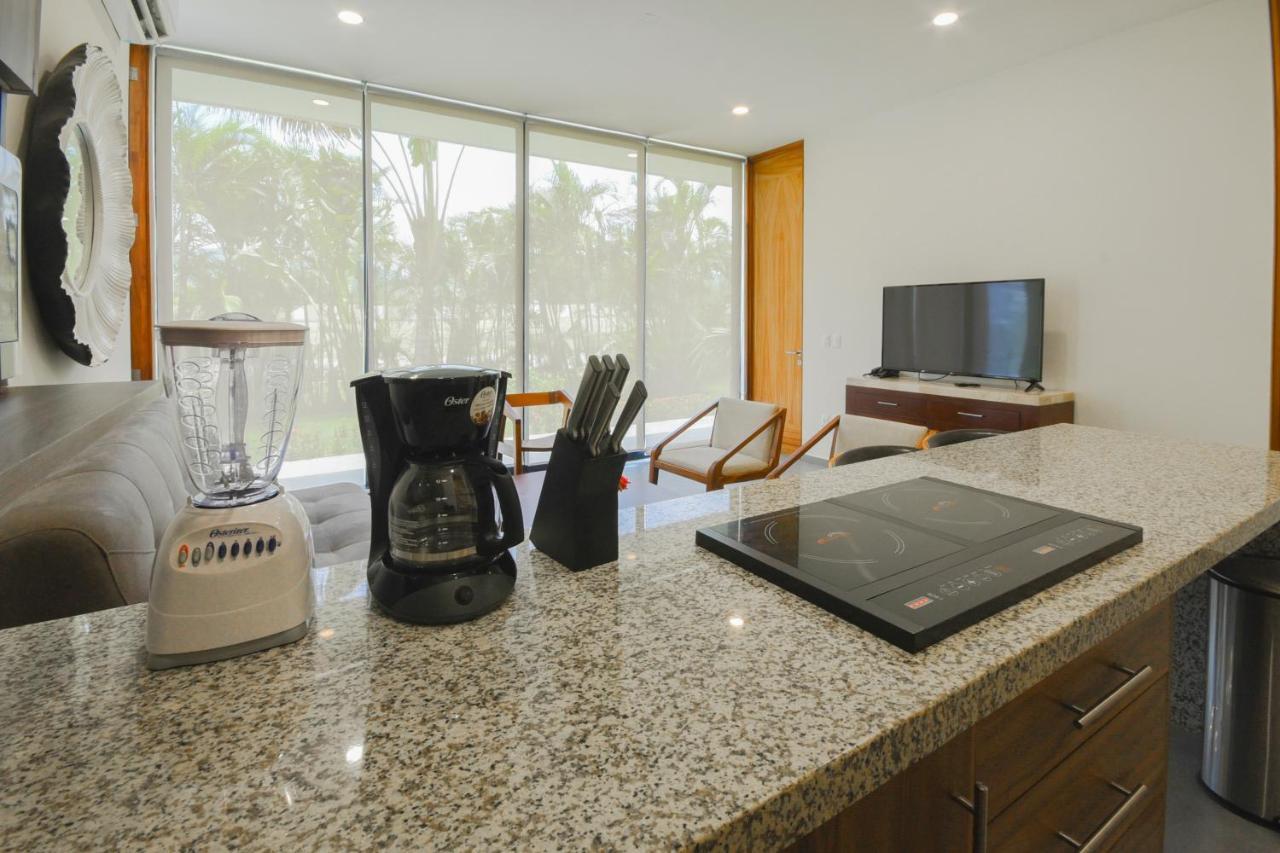 B Nayar Family Luxury Suites & Villas Residences La Cruz de Huanacaxtle Eksteriør bilde